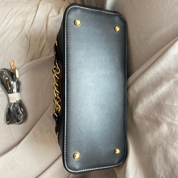 Adrienne Vittadini Black Crossbody Handle Purse‎ Gold Tone Accents Handbag - Picture 9 of 9